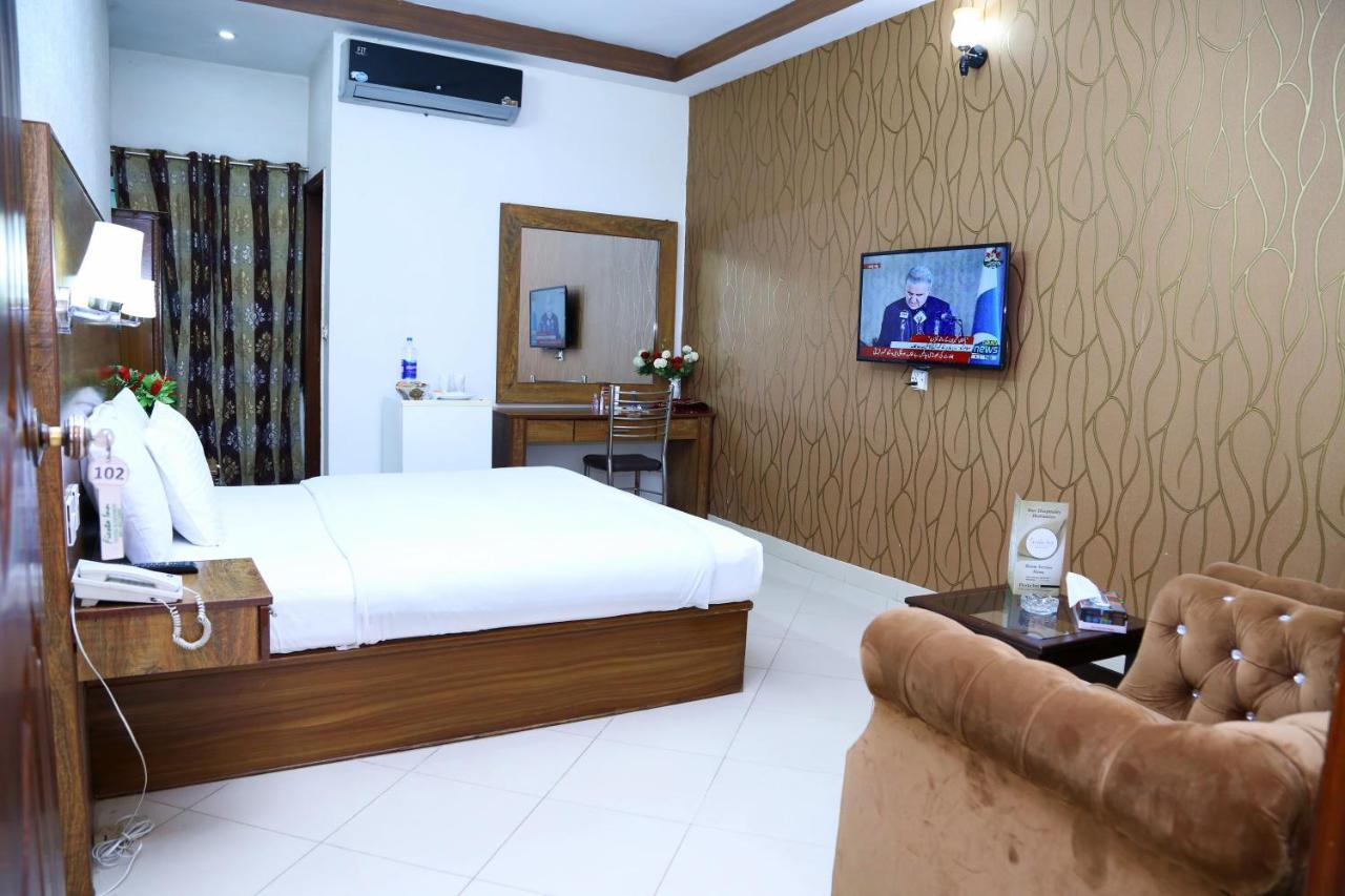 Fiesta Inn Hotel & Resorts Multan Luaran gambar