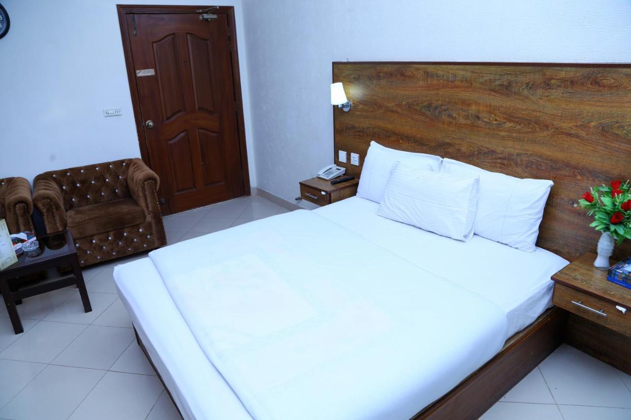 Fiesta Inn Hotel & Resorts Multan Luaran gambar