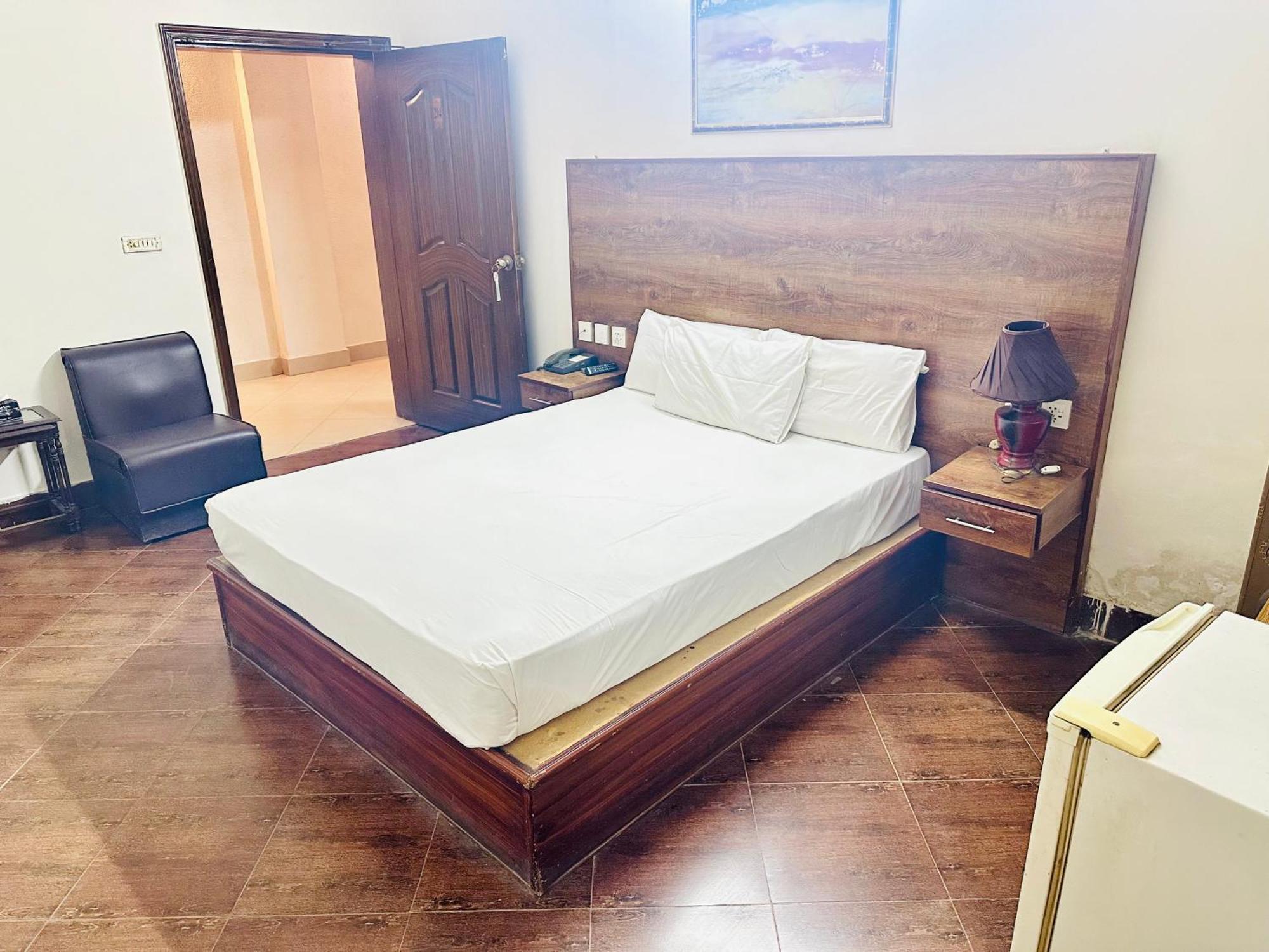 Fiesta Inn Hotel & Resorts Multan Luaran gambar