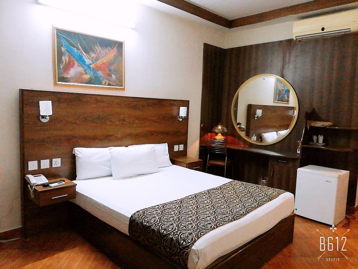 Fiesta Inn Hotel & Resorts Multan Luaran gambar