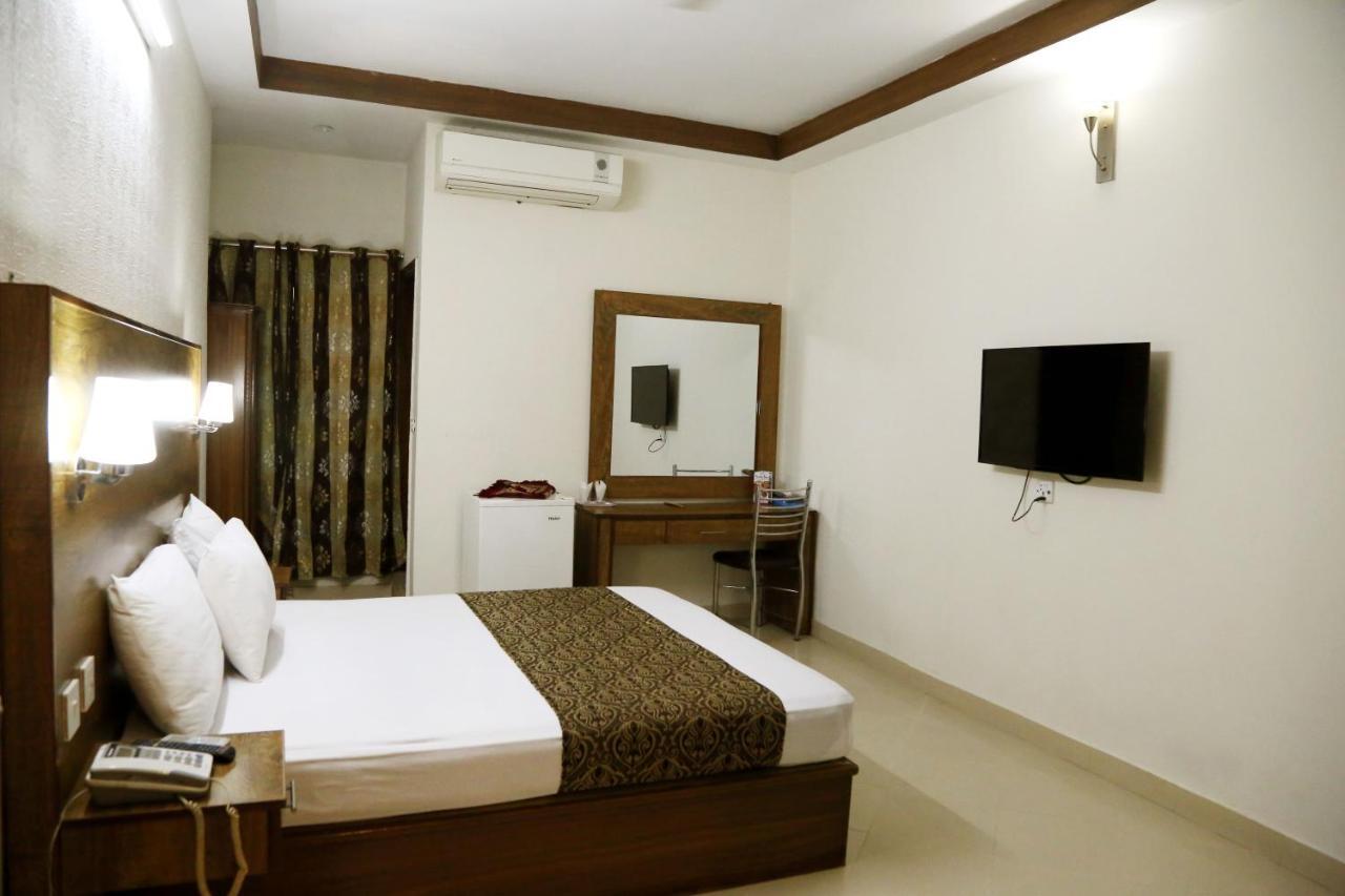 Fiesta Inn Hotel & Resorts Multan Luaran gambar